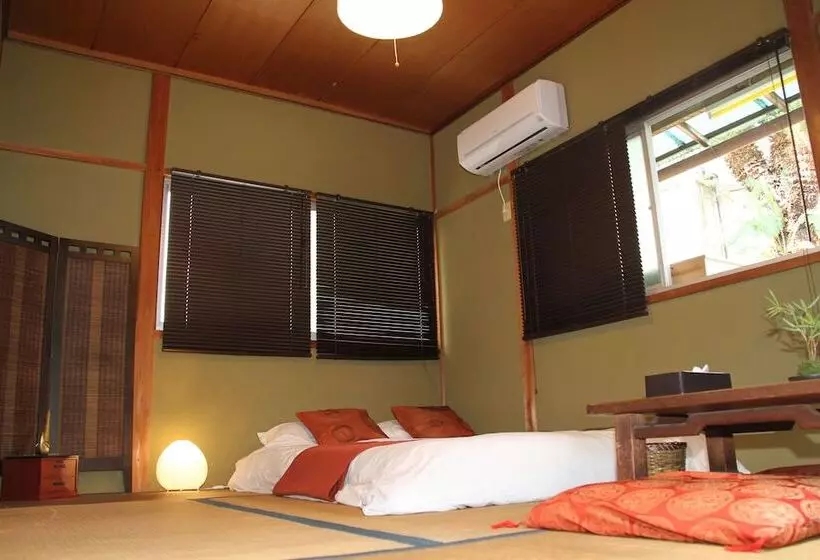Majatalo Wakayama Guest House Shido