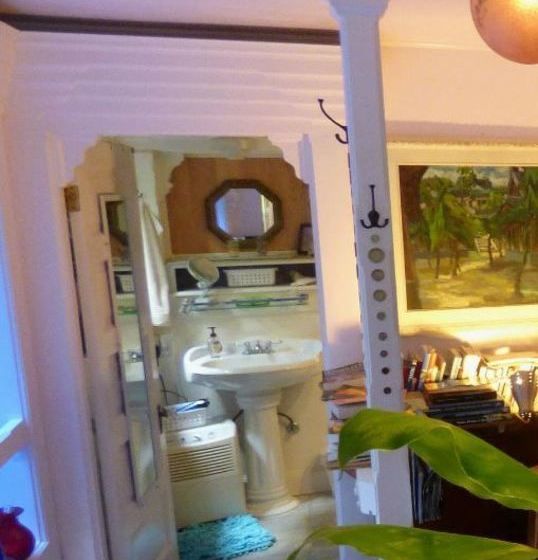 צימר Upcountry Volcano Village Mountain Cottage