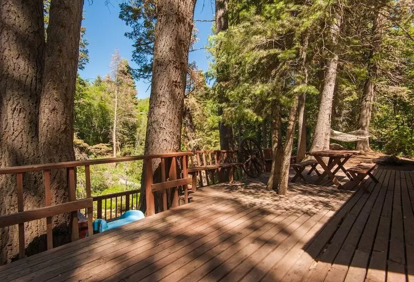 Hideaway Above The Stream