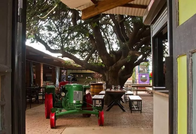 مسافرخانه Casa Forno Country