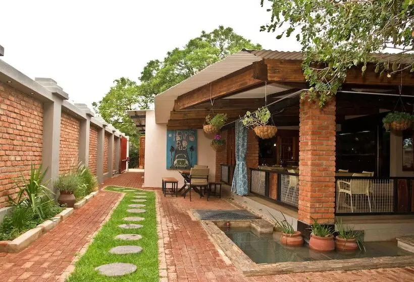 مسافرخانه Casa Forno Country