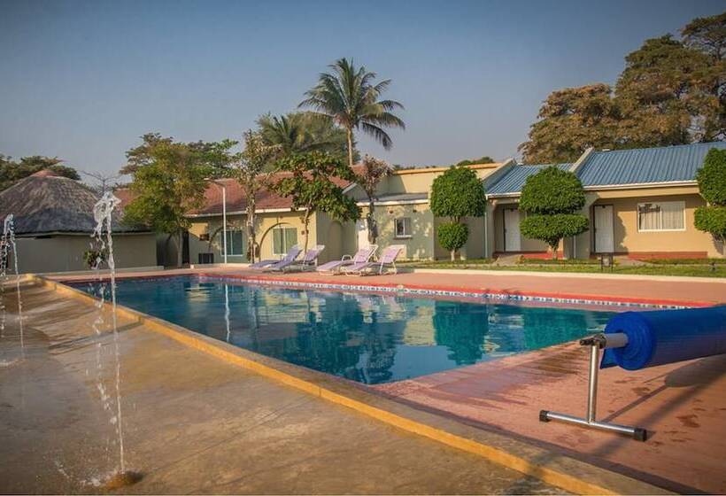 هتل Blue Waters By Serendib