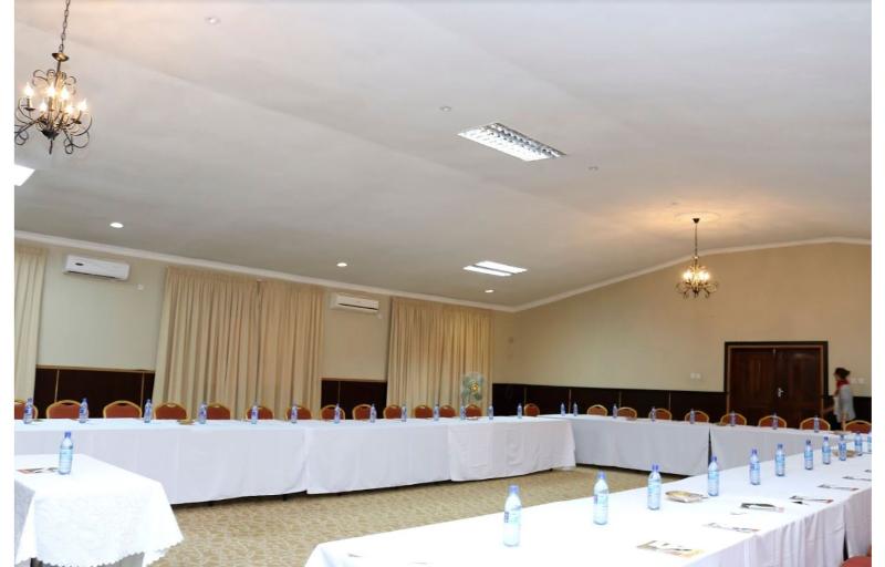 هتل Blue Waters By Serendib