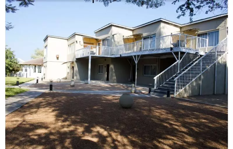 هتل Blue Waters By Serendib