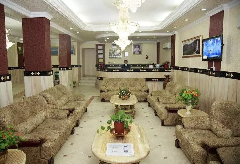 Gulf Hotel Apartment