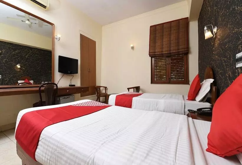 ホテル Kapur Guest House