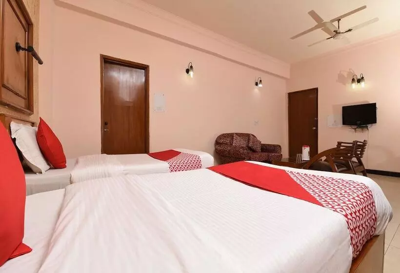 ホテル Kapur Guest House