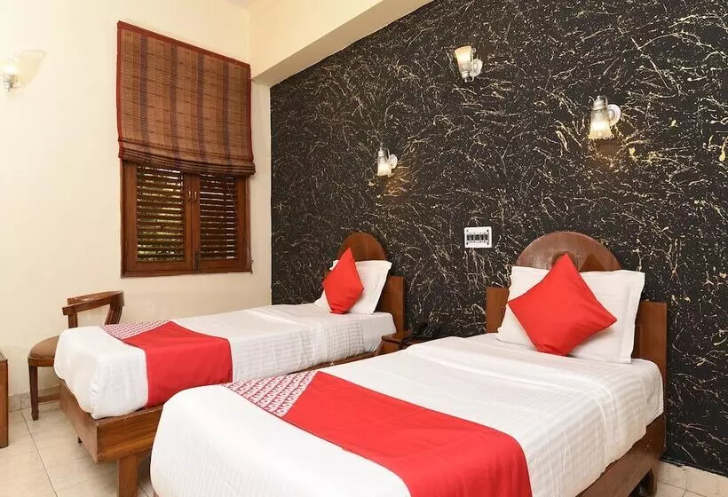 ホテル Kapur Guest House