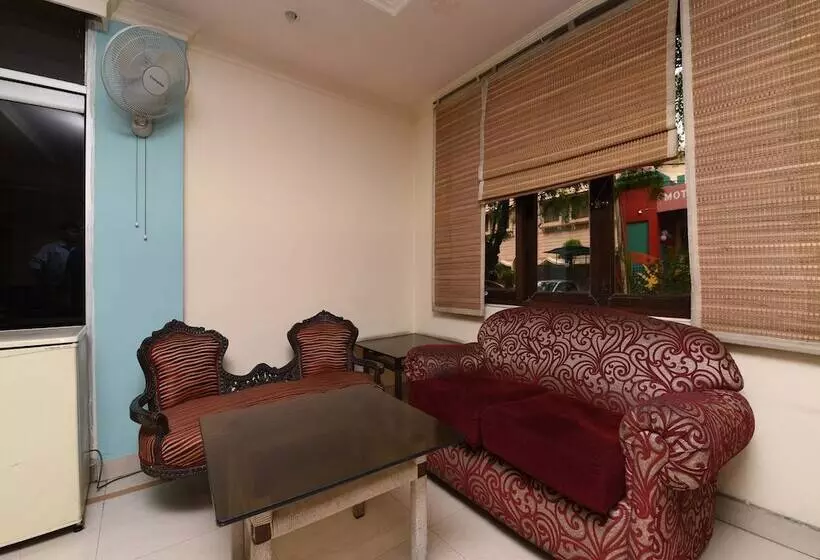 ホテル Kapur Guest House