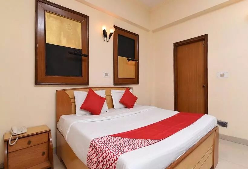 ホテル Kapur Guest House