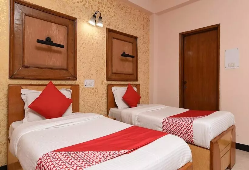 ホテル Kapur Guest House