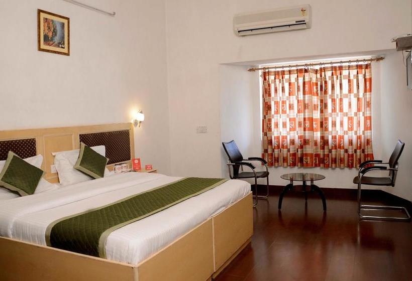 בית מלון כפרי Oyo 6327  Hill View