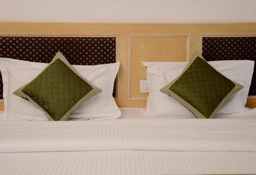 בית מלון כפרי Oyo 6327  Hill View