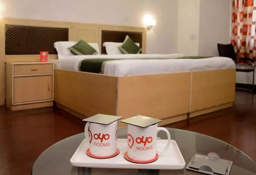 ホテル Oyo 6327  Hill View