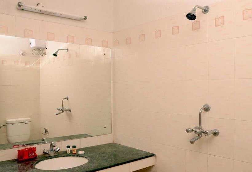 בית מלון כפרי Oyo 6327  Hill View