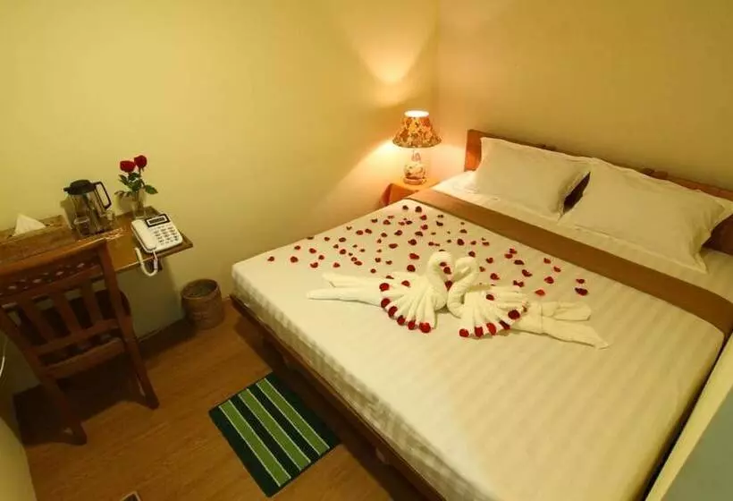 هتل Shwe Htee Guest House Chinatown