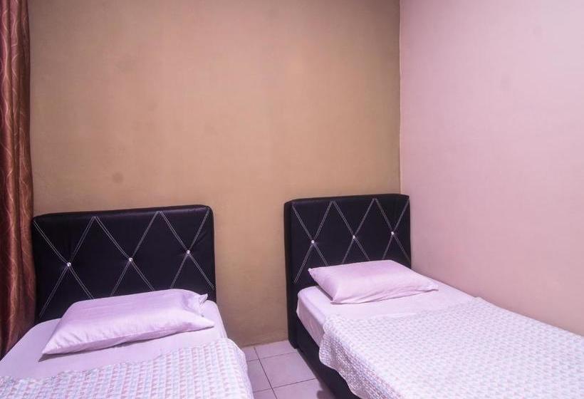 Hotell Spot On 89630 Hilltop Room