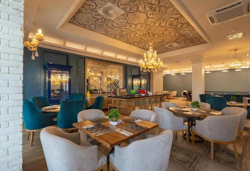 בית מלון כפרי Eco Therma Village   Mineral Pool & Spa & All Inclusive