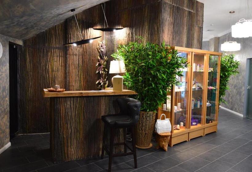 בית מלון כפרי Eco Therma Village   Mineral Pool & Spa & All Inclusive