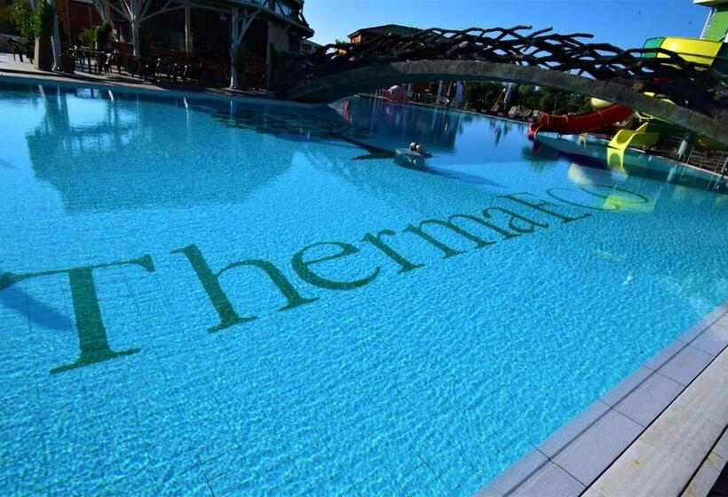 בית מלון כפרי Eco Therma Village   Mineral Pool & Spa & All Inclusive