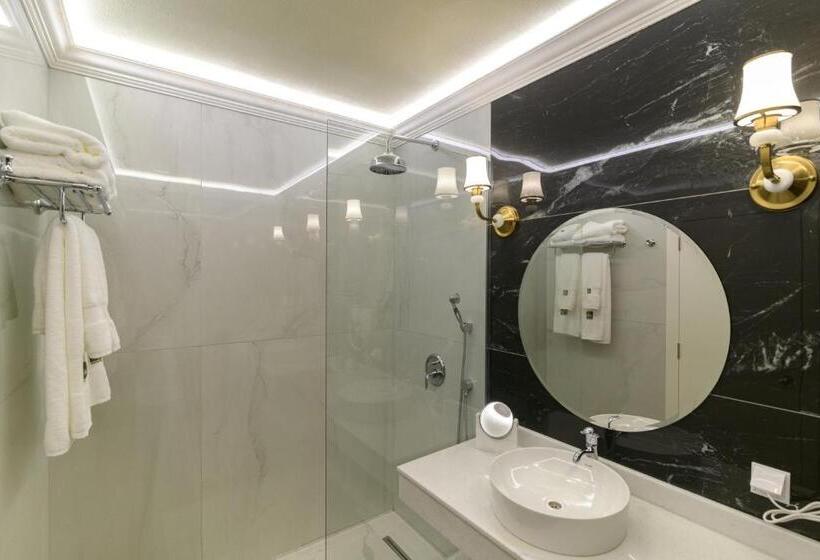 בית מלון כפרי Eco Therma Village   Mineral Pool & Spa & All Inclusive