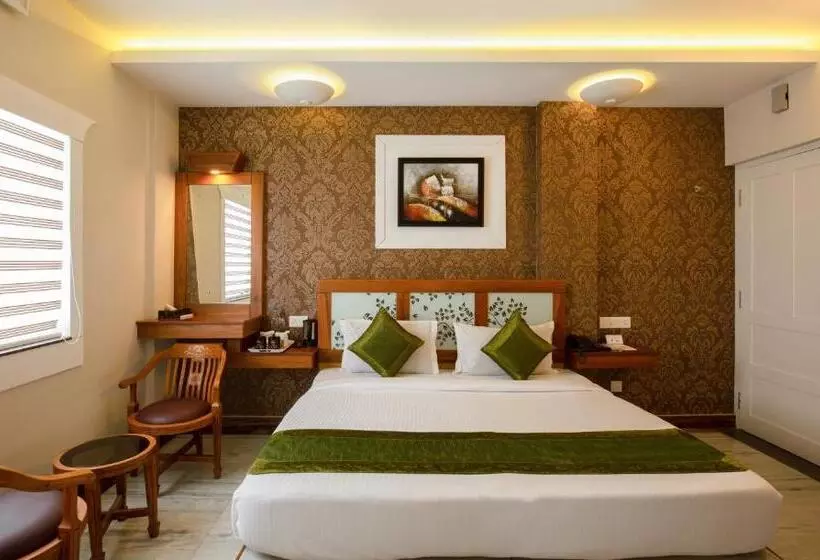 ホテル Treebo The Qasr