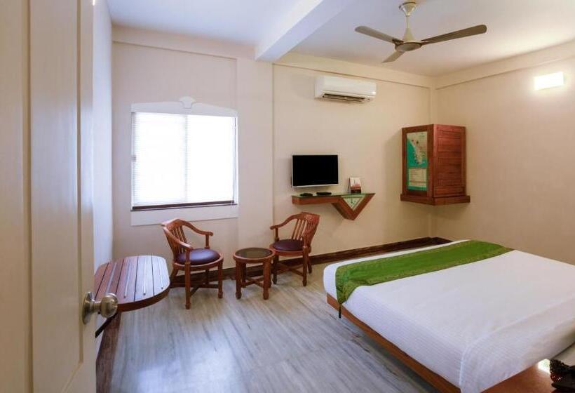 Hotel Treebo The Qasr