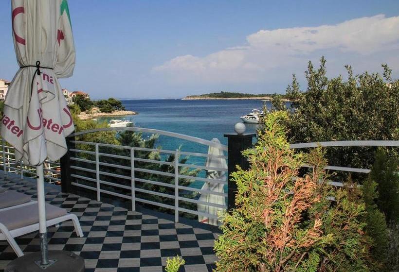 Отель Villa Bilo