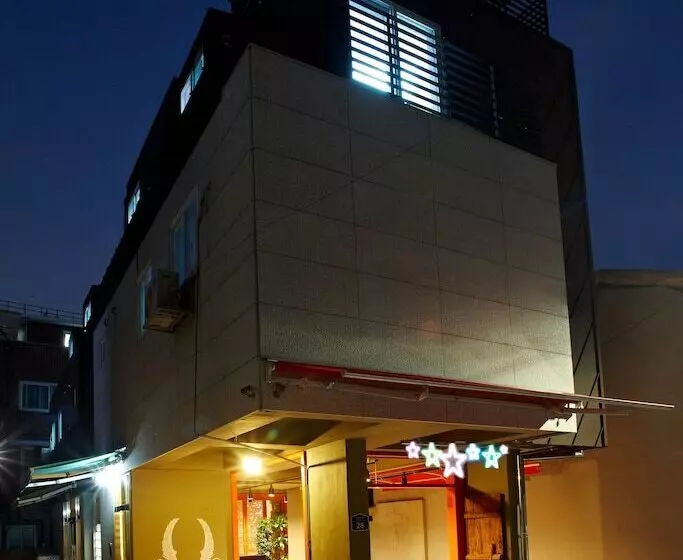 Kstar Stay Residence Hoehyun   Hostel