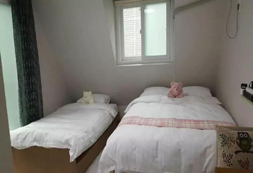 Kstar Stay Residence Hoehyun   Hostel