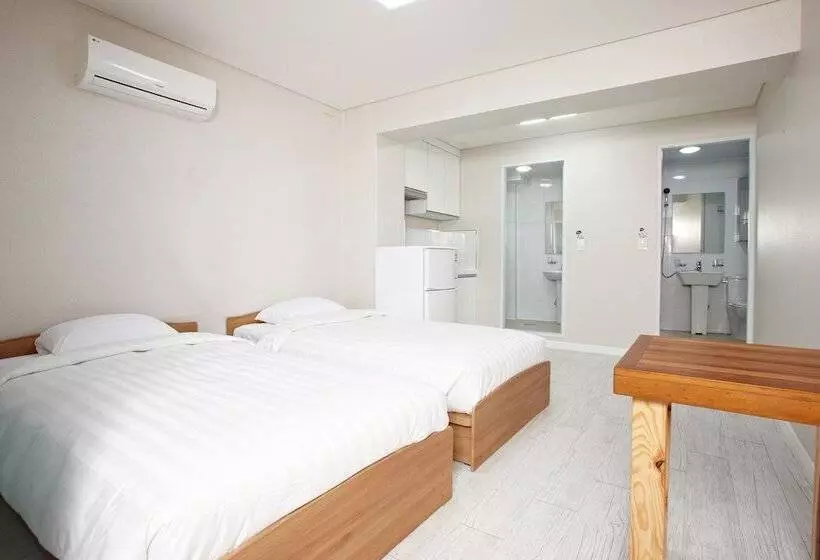 Kstar Stay Residence Hoehyun   Hostel