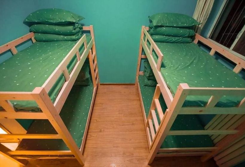 Leo Tian An Men Hostel