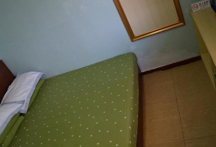 Leo Tian An Men Hostel