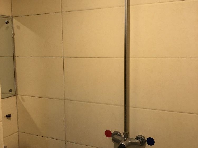 Leo Tian An Men Hostel