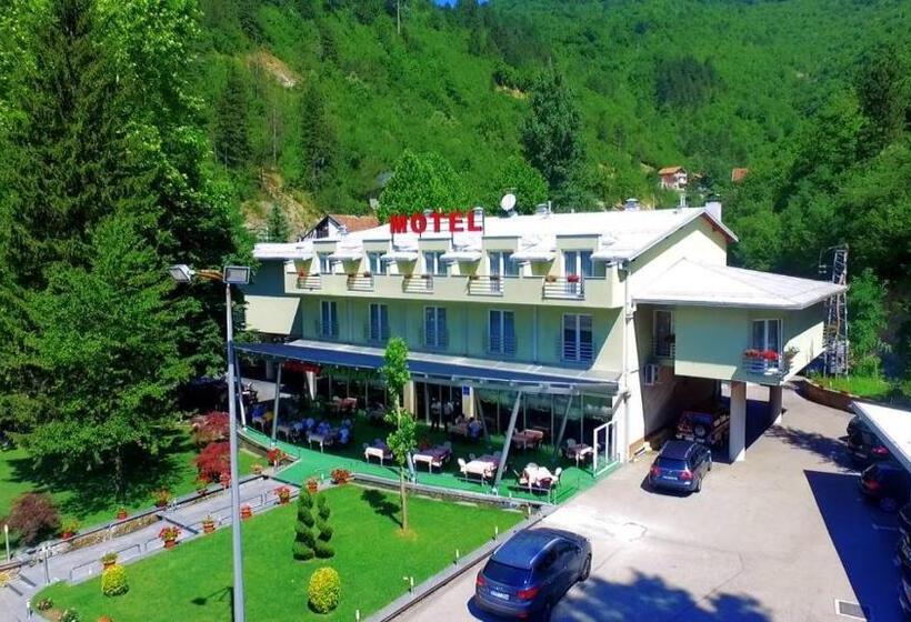 Motel Maksumić