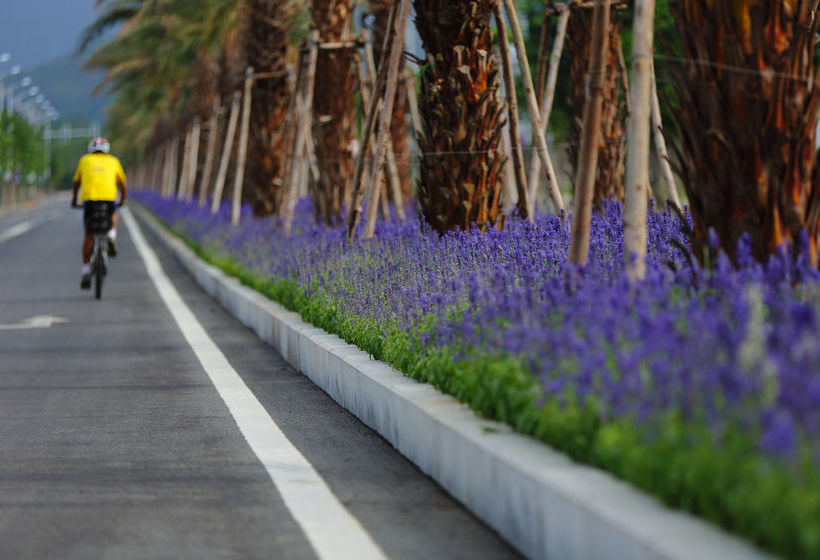 Sanya Ocean Sonic Banling Hotspring Resort