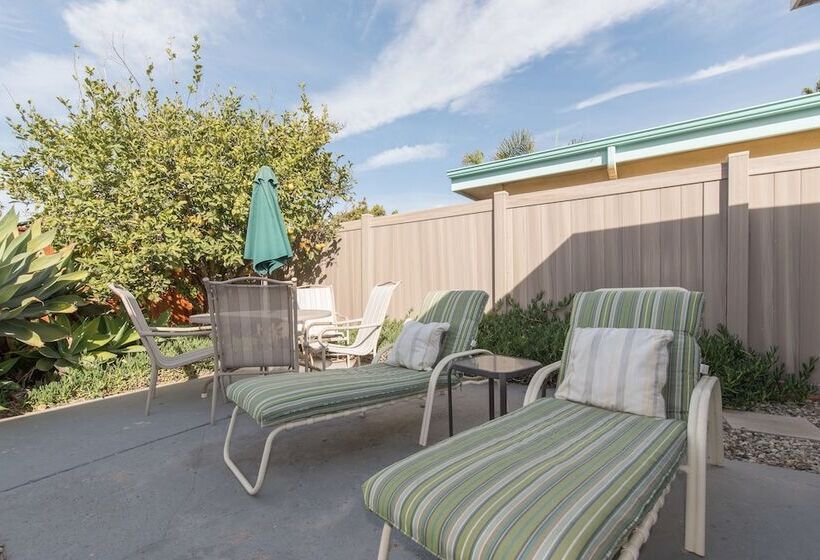 Ventura Beach Cottage