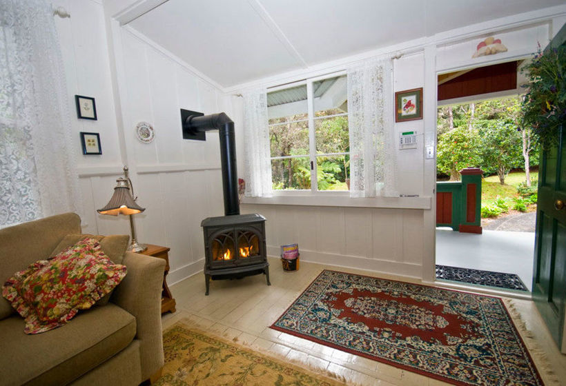 Volcano Teapot Cottage