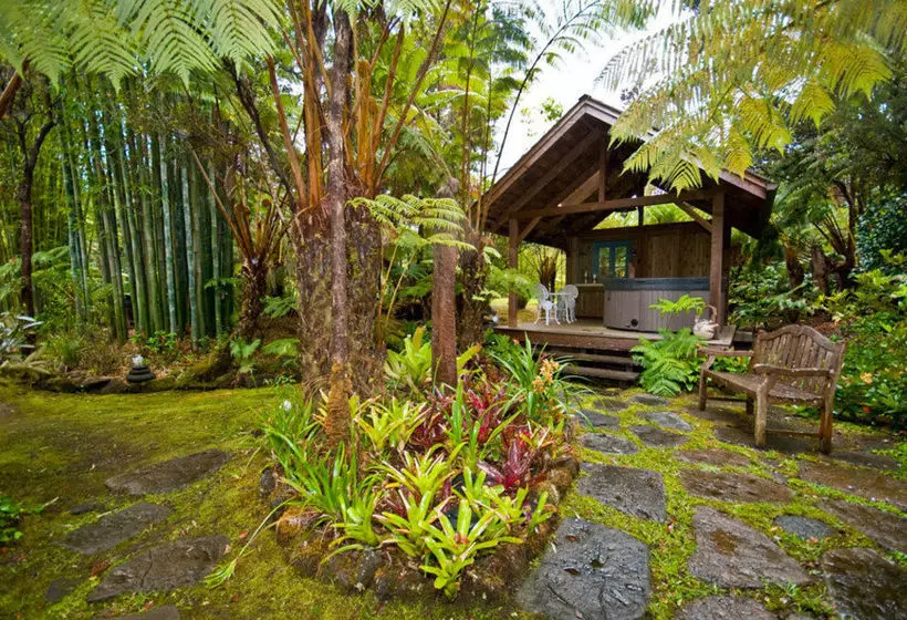 Volcano Teapot Cottage