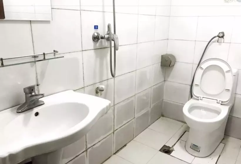 Yatou Bamboo House   Hostel