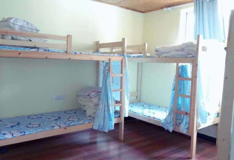 Yatou Bamboo House Hostel