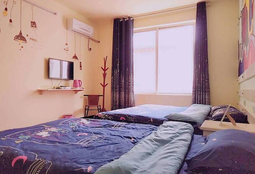 Yatou Bamboo House Hostel