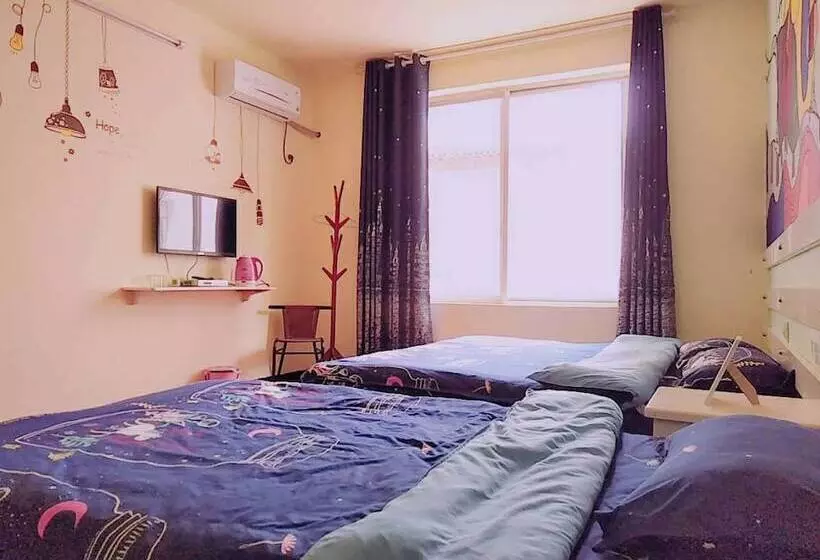 Yatou Bamboo House   Hostel