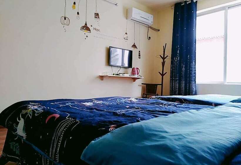 Yatou Bamboo House Hostel