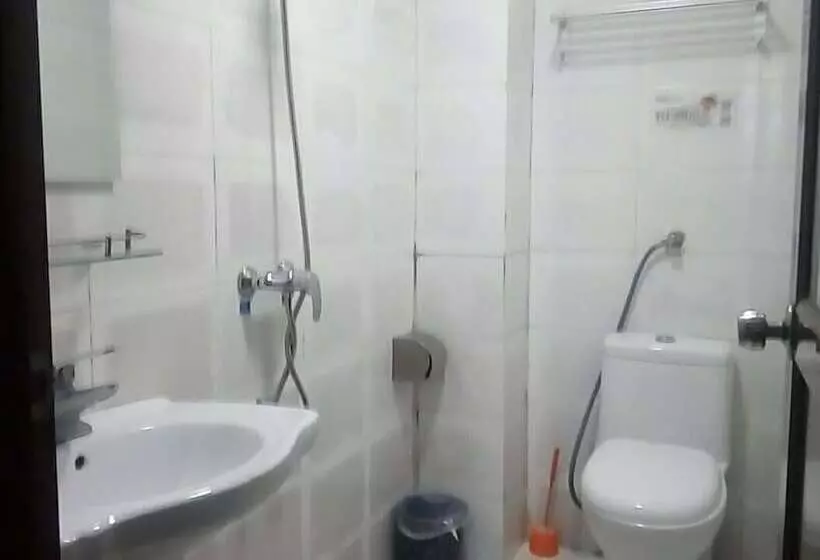 Yatou Bamboo House   Hostel