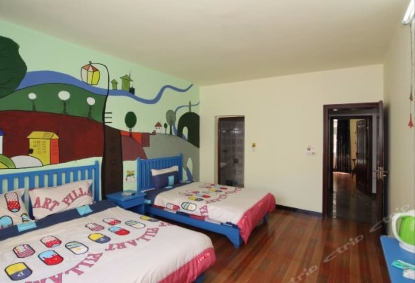 Yatou Bamboo House Hostel