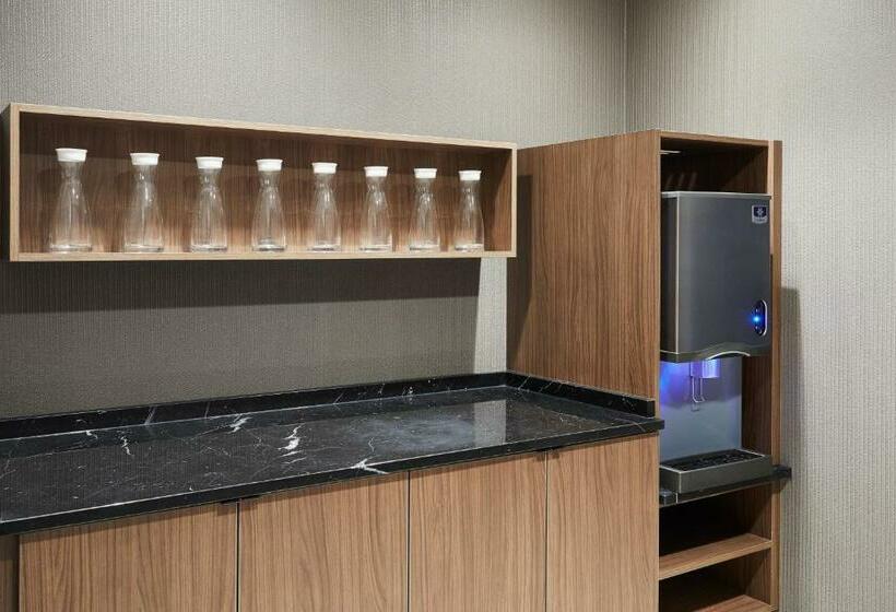 Ac Hotel By Marriott Minneapolis West End