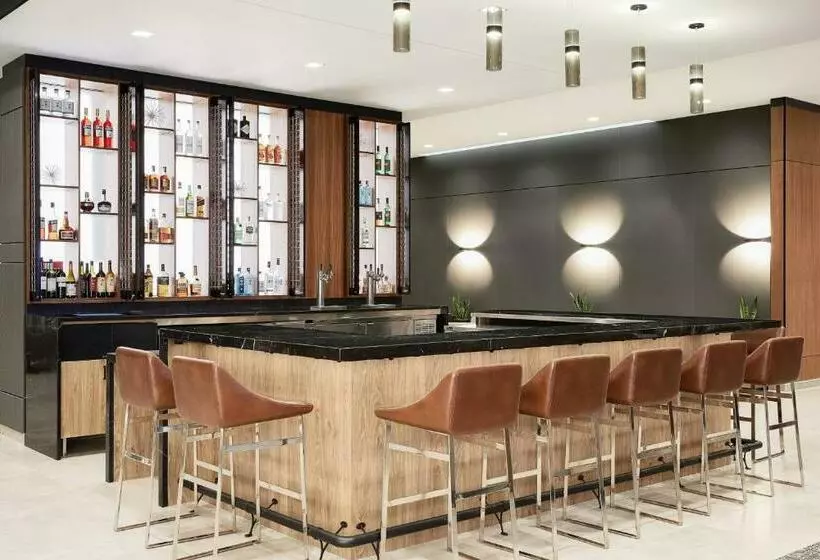 Ac Hotel By Marriott Minneapolis West End