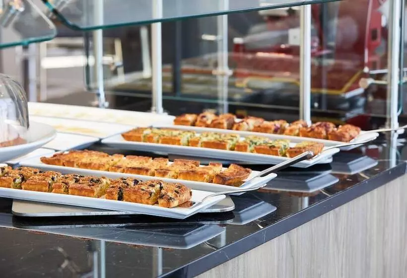 Ac Hotel By Marriott Minneapolis West End