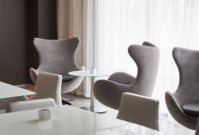 Ac Hotel By Marriott Minneapolis West End